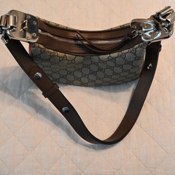 Gucci Attache Smal Bag - Picture 8 of 11